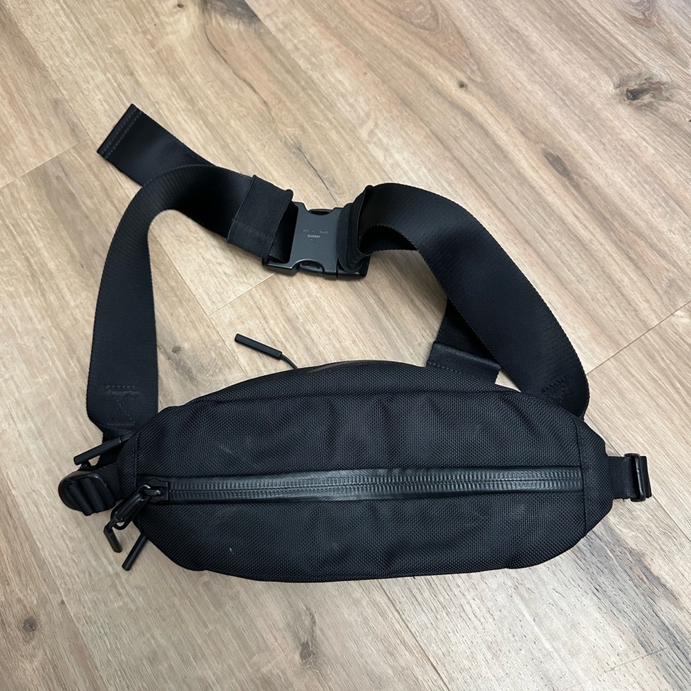 Aer City Sling 1